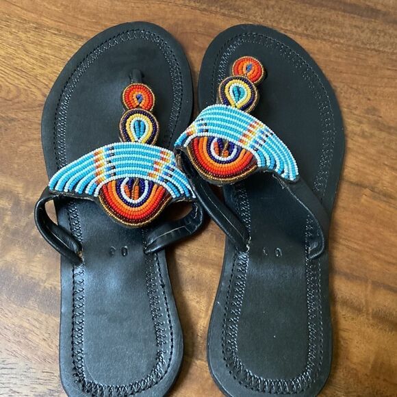 African Womens' Beaded Leather Sandals - Picture 5 of 6